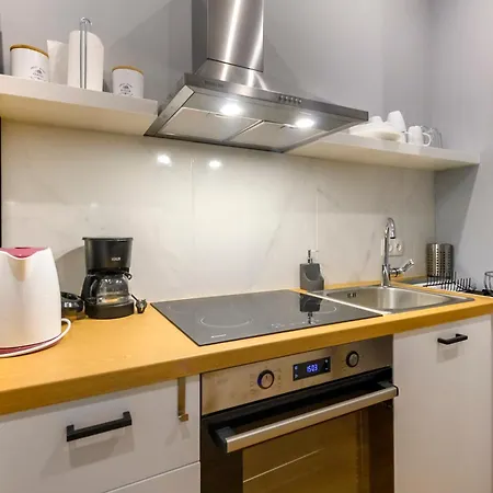 Athenian Center Appartement *